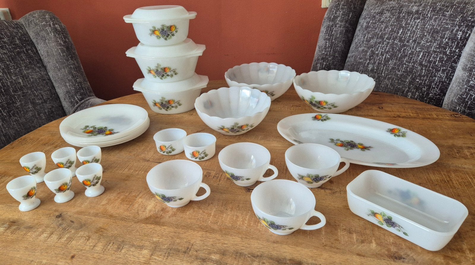 Compleet Arcopal servies., Huis en Inrichting, Ophalen, Overige merken, Vintage, Compleet servies
