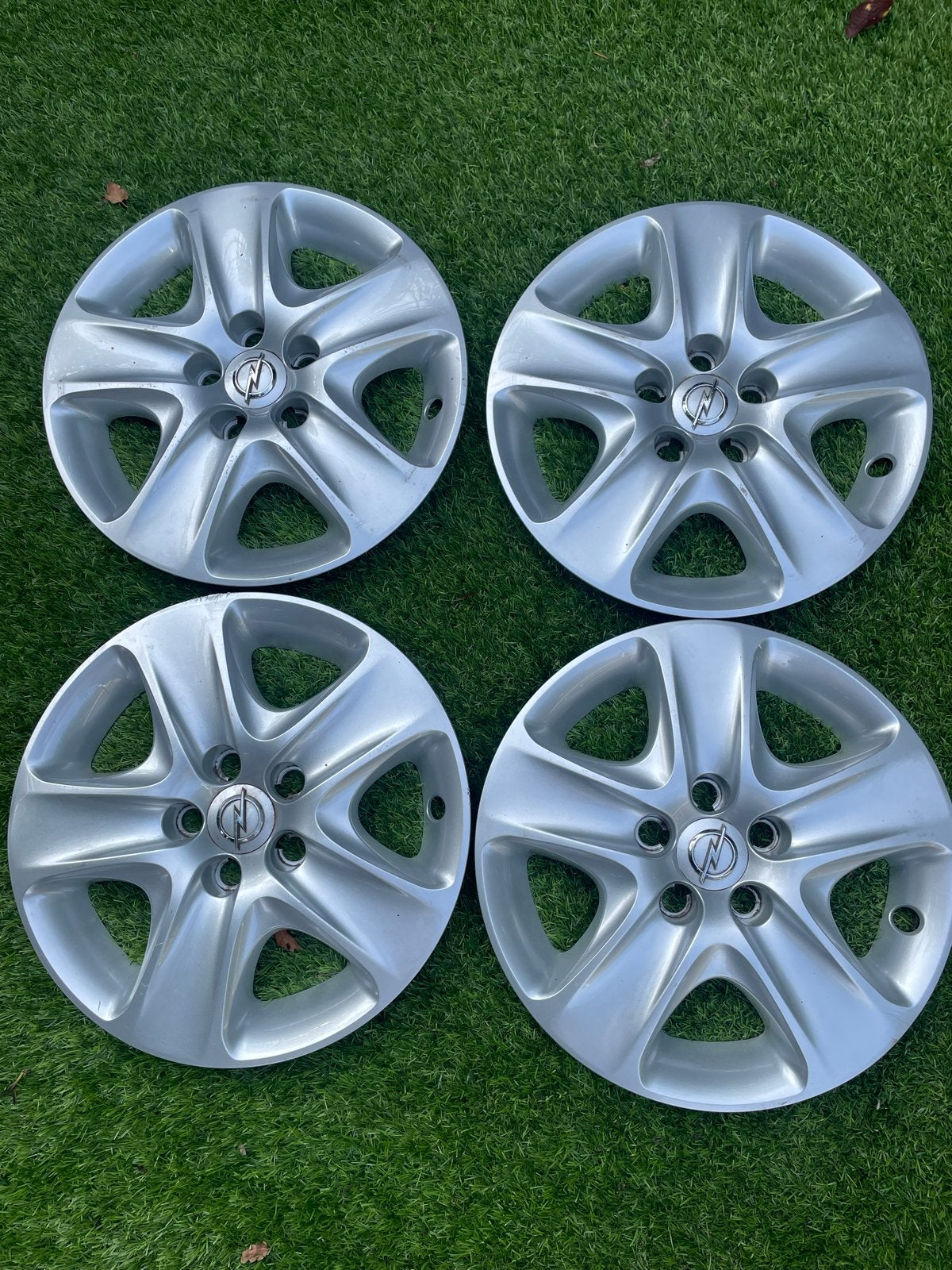 Originele 16 inch 5 Spaaks Opel wieldoppen (4 stuks), Ophalen of Verzenden, Gebruikt