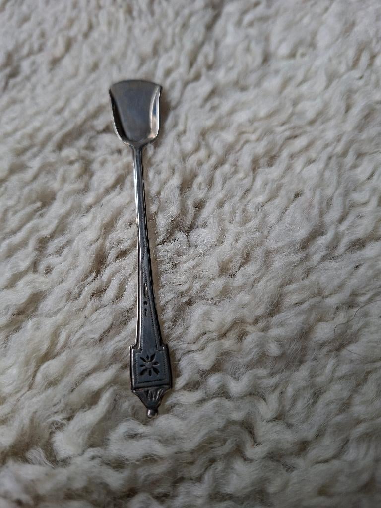 zilver lepel, Ophalen