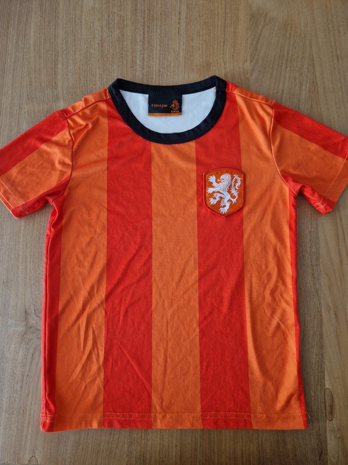 Oranje Voetbalshirt Nederland Maat 128, Kinderen en Baby's, Kinderkleding | Maat 128, Gebruikt, Jongen of Meisje, Sport- of Zwemkleding