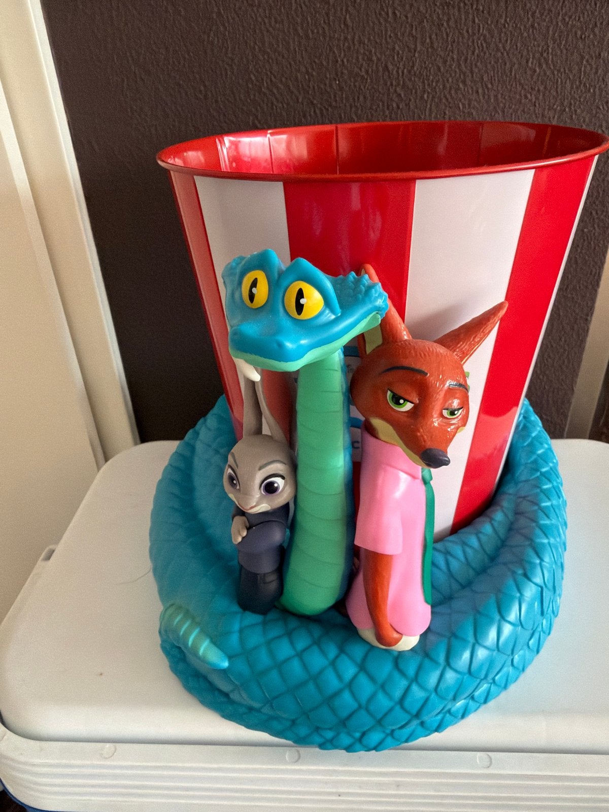 Zootropolis Popcorn Emmer met Figuren - Disney, Verzamelen, Ophalen, Overige figuren, Zo goed als nieuw, Overige typen