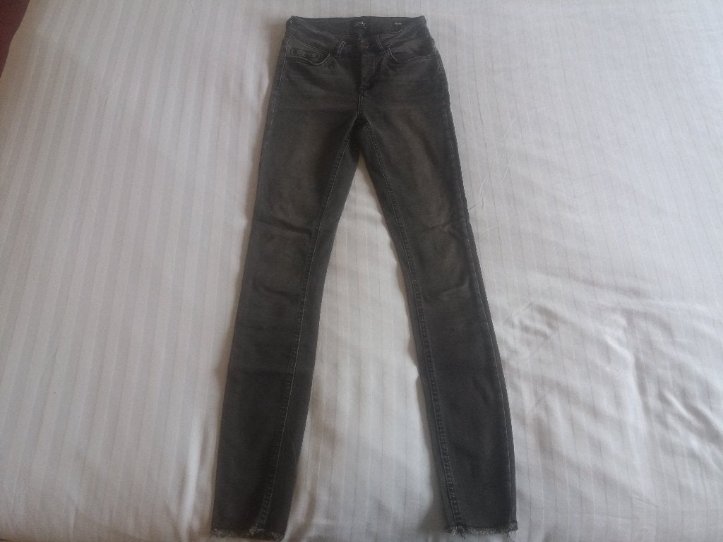 Hele mooie zwarte skinny broek Only XS/34, Only, Zwart, Ophalen of Verzenden, Zo goed als nieuw