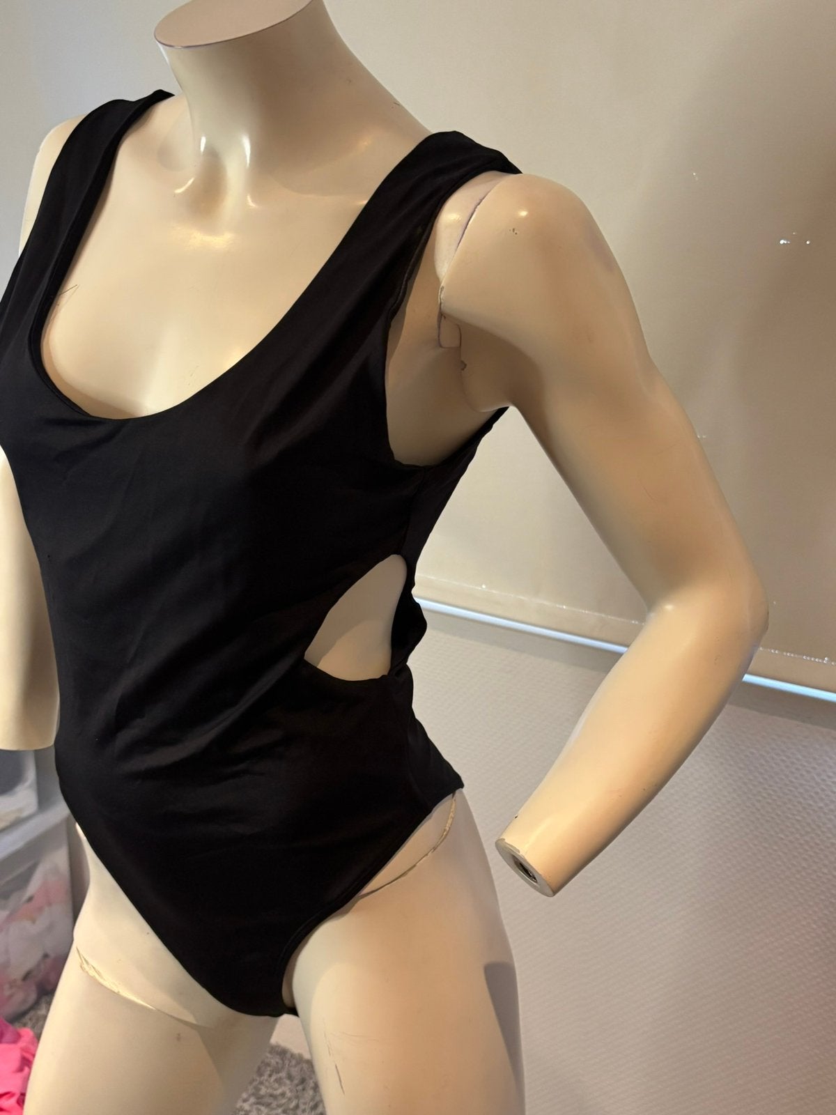 Zara body met open zijkanten maat L. Valt als m, Maat 38/40 (M), ., Zwart, Ophalen of Verzenden