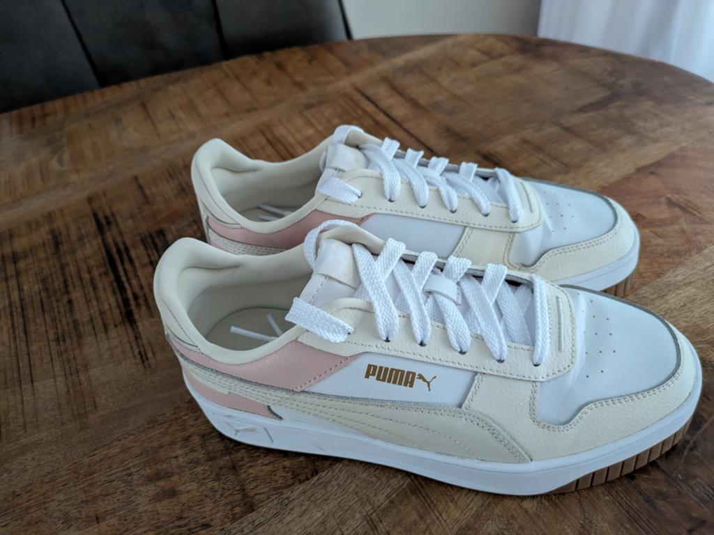 Dames/meisjes sneakers Puma maar 38, Ophalen of Verzenden, Zo goed als nieuw, Sneakers of Gympen