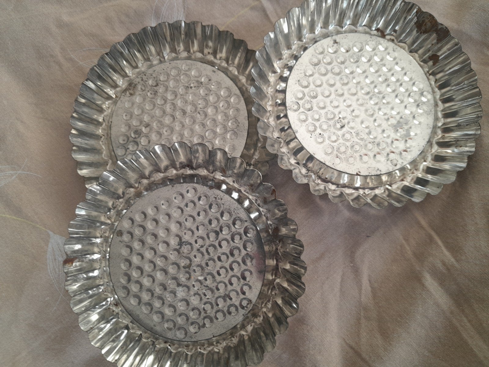3 zandgebak vormpjes taart vorm brocante, Ophalen of Verzenden, Glas of Kopje