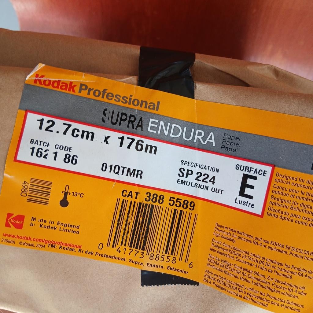 Kodak Professional Supra Endura Fotopapier 12.7cm x 176m, Audio, Tv en Foto, Filmrollen, Ophalen, 35mm film