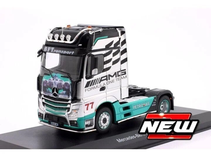 Mercedes-Benz Actros MP4 Truck 2012 AMG Petronas F1 Team, Hobby en Vrije tijd, Modelauto's | 1:43, Ophalen of Verzenden, Nieuw