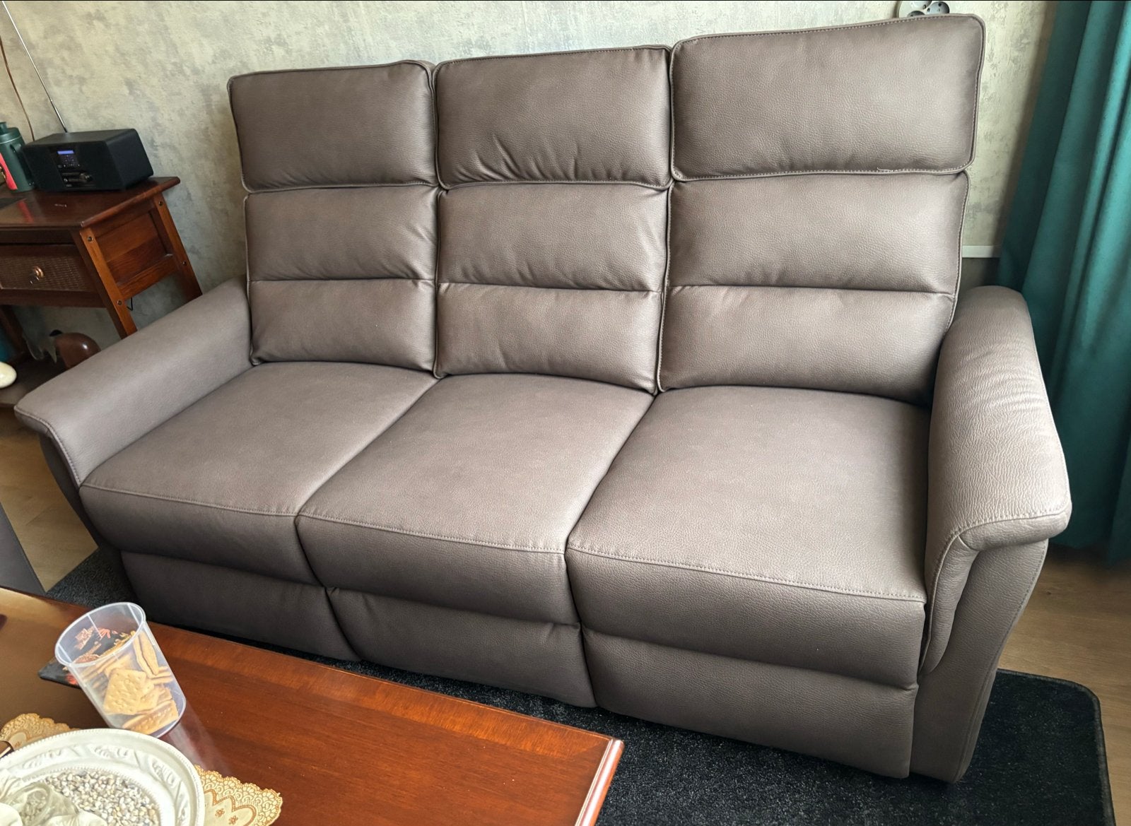 Nieuwe 2-3 zitsbank met relaxfunctie en USB, Huis en Inrichting, Banken | Bankstellen, Ophalen, 150 tot 200 cm, Driepersoons, 75 tot 100 cm