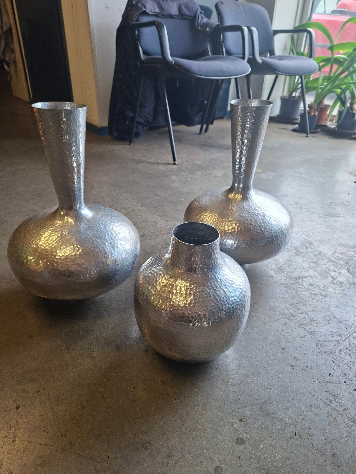 Set van 3 gehamerde aluminium vazen, Ophalen