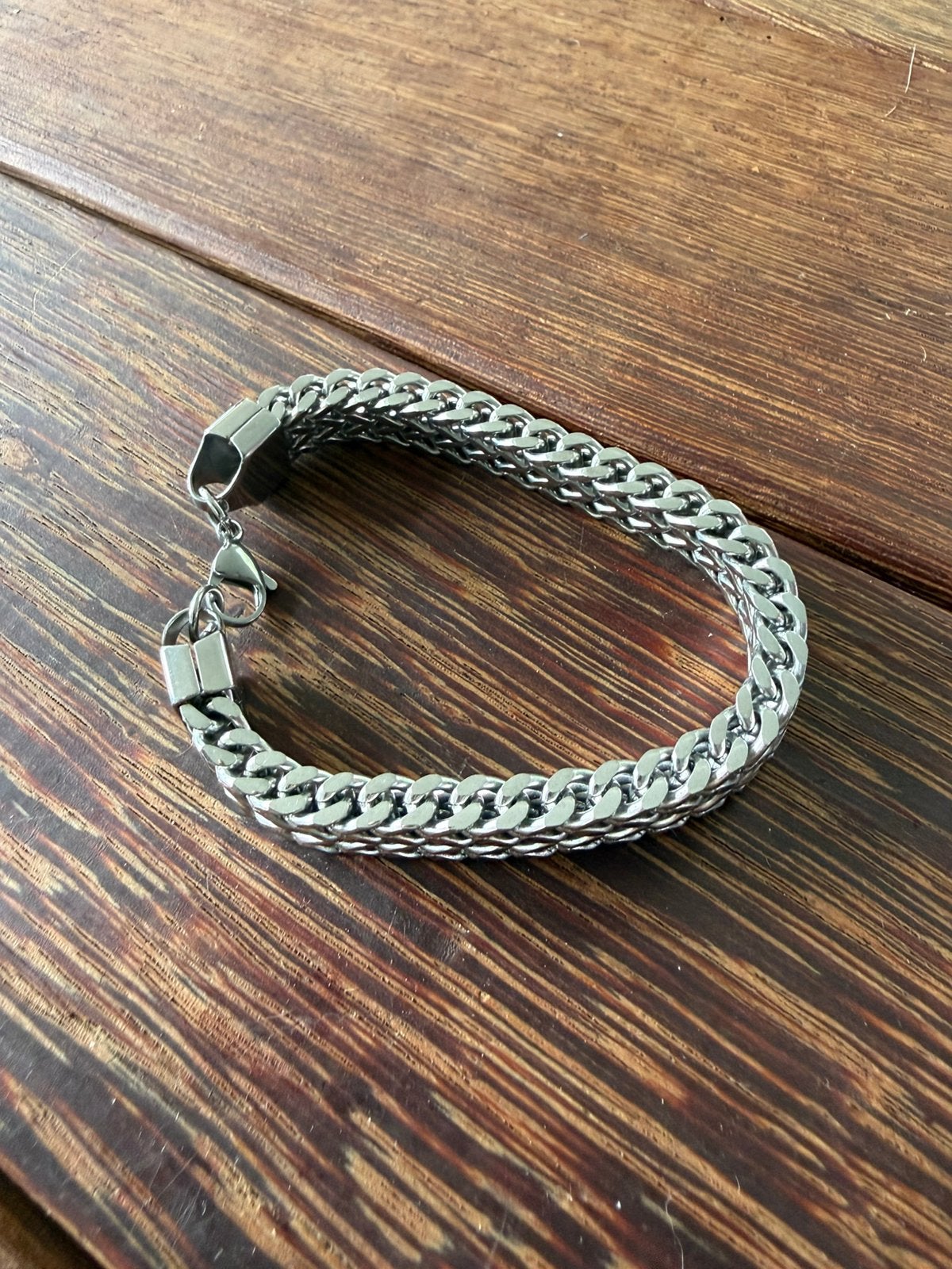 (NEW) Original Vintage Silver Coloured Bracelet, Sieraden, Tassen en Uiterlijk, Armbanden, Ophalen of Verzenden, Zo goed als nieuw