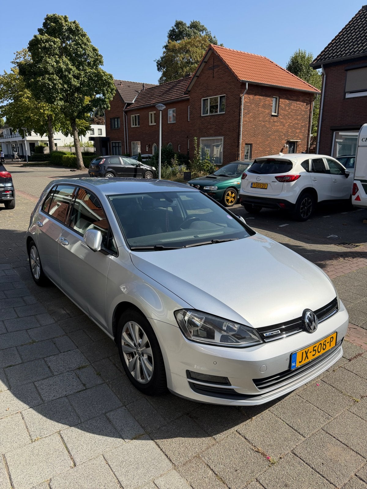 Volkswagen Golf 1.0 TSI 85KW 5D 2016 Grijs, Voorwielaandrijving, 610 kg, 23 km/l, Origineel Nederlands