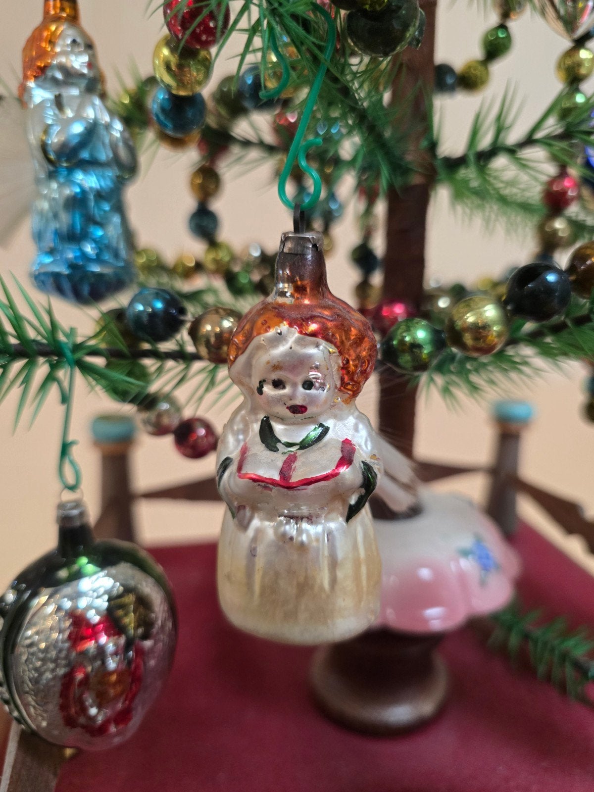 Oude antieke kerstbal engel met boekje, Ophalen of Verzenden