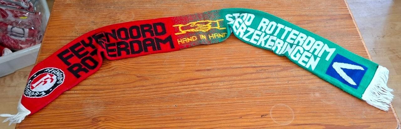Oude Feyenoord Sjaal - Hand in Hand, Ophalen of Verzenden, Gebruikt, Feyenoord, Vaantje of Sjaal