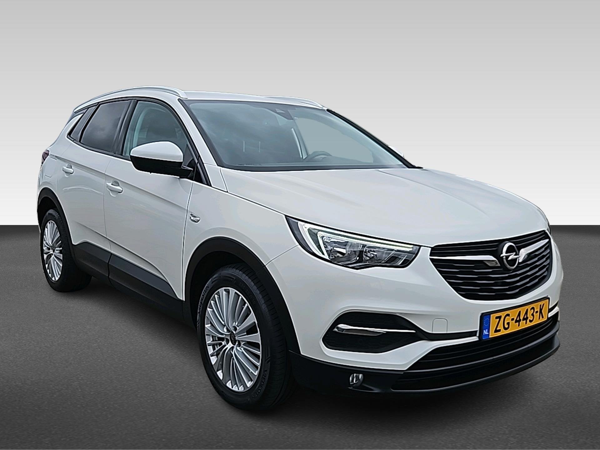 Opel Grandland X 1.2 Turbo Innovation, Auto's, Automaat, Gebruikt, 1199 cc, Wit