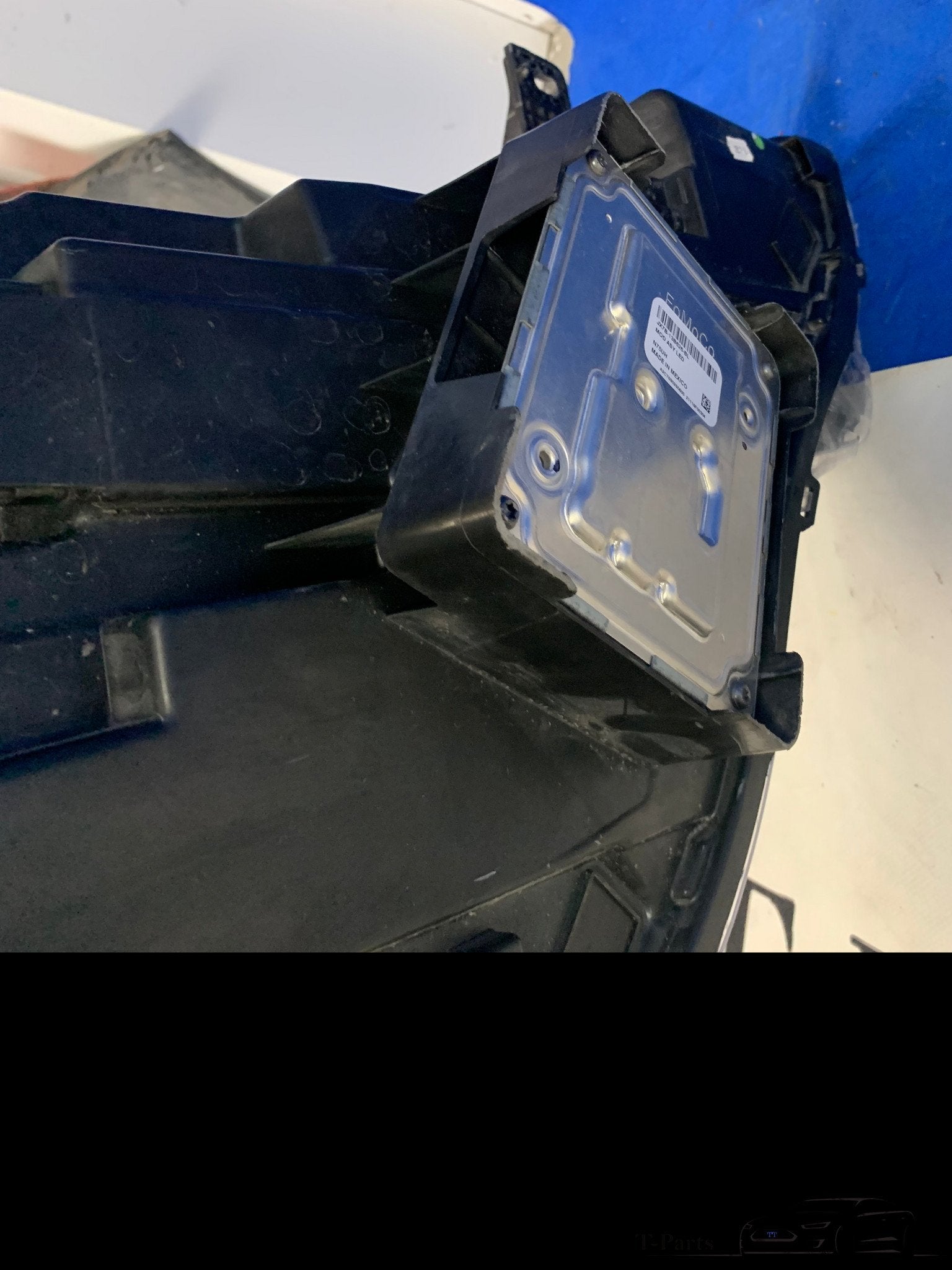 Ford Kuga mk3 koplamp links LED lamp 2019+, Auto-onderdelen, Info@fabrikant.eu, Ophalen of Verzenden, Ford, Fabrikantstraat 1
1000 AA  Amsterdam