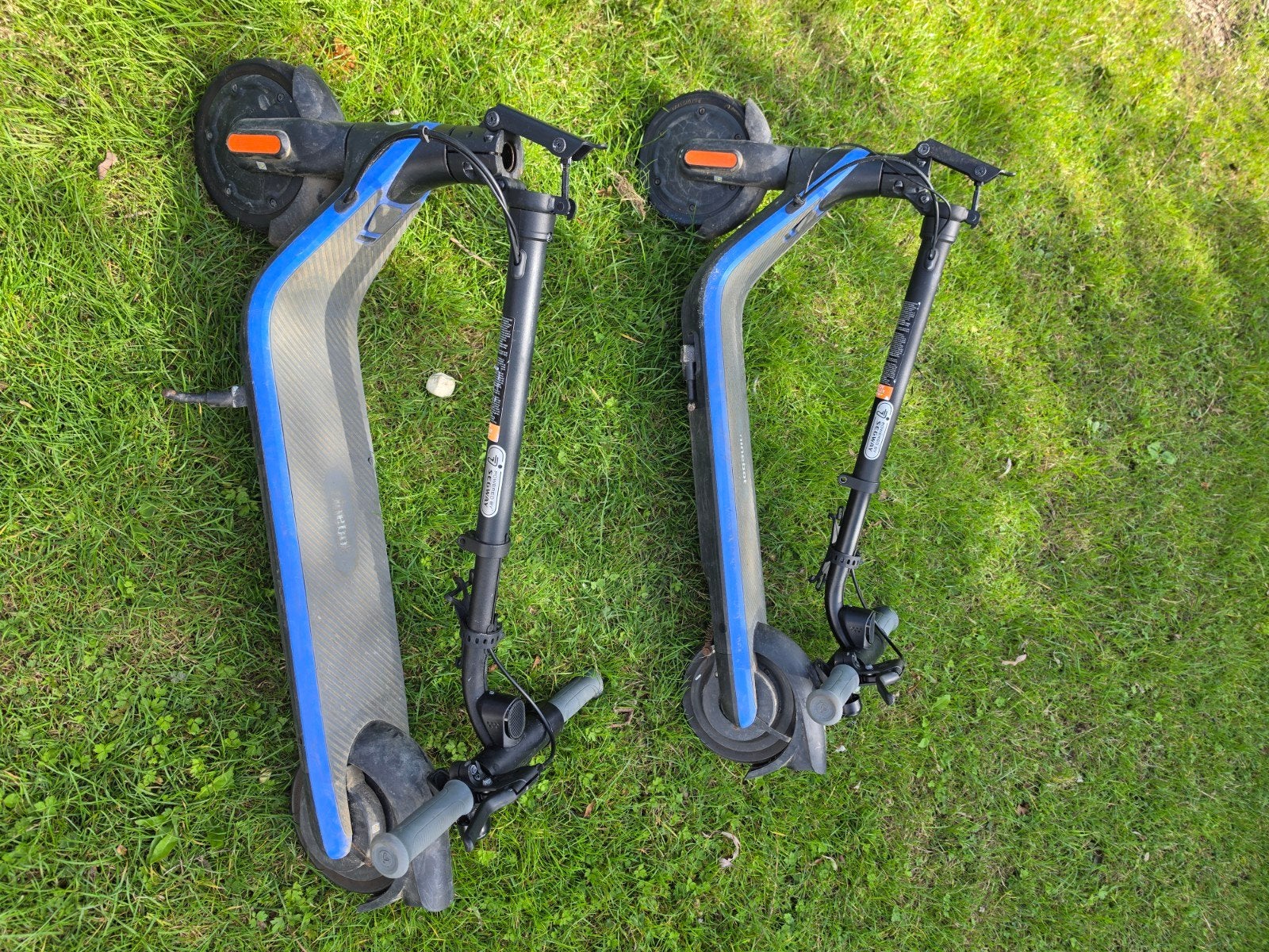 Twee Segway elektrische kindersteps (E-scooters), Ophalen, Gebruikt, Elektrische step (E-scooter), Segway