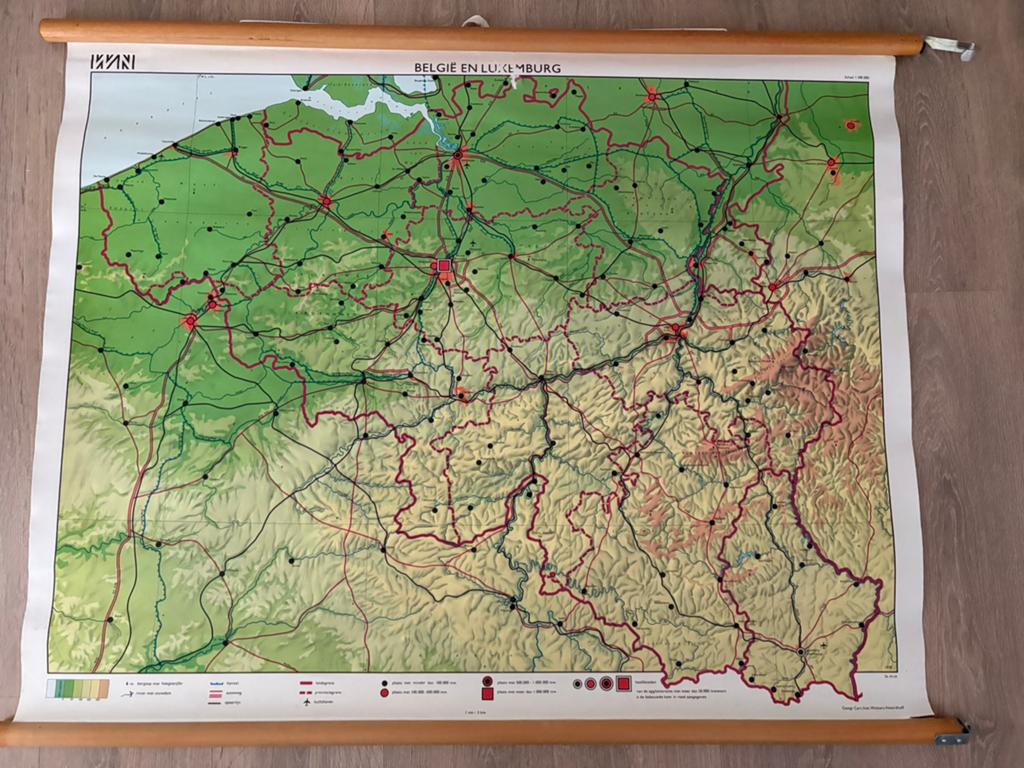 Vintage schoolplaat België en Luxemburg, Antiek en Kunst, Ophalen, Aardrijkskunde