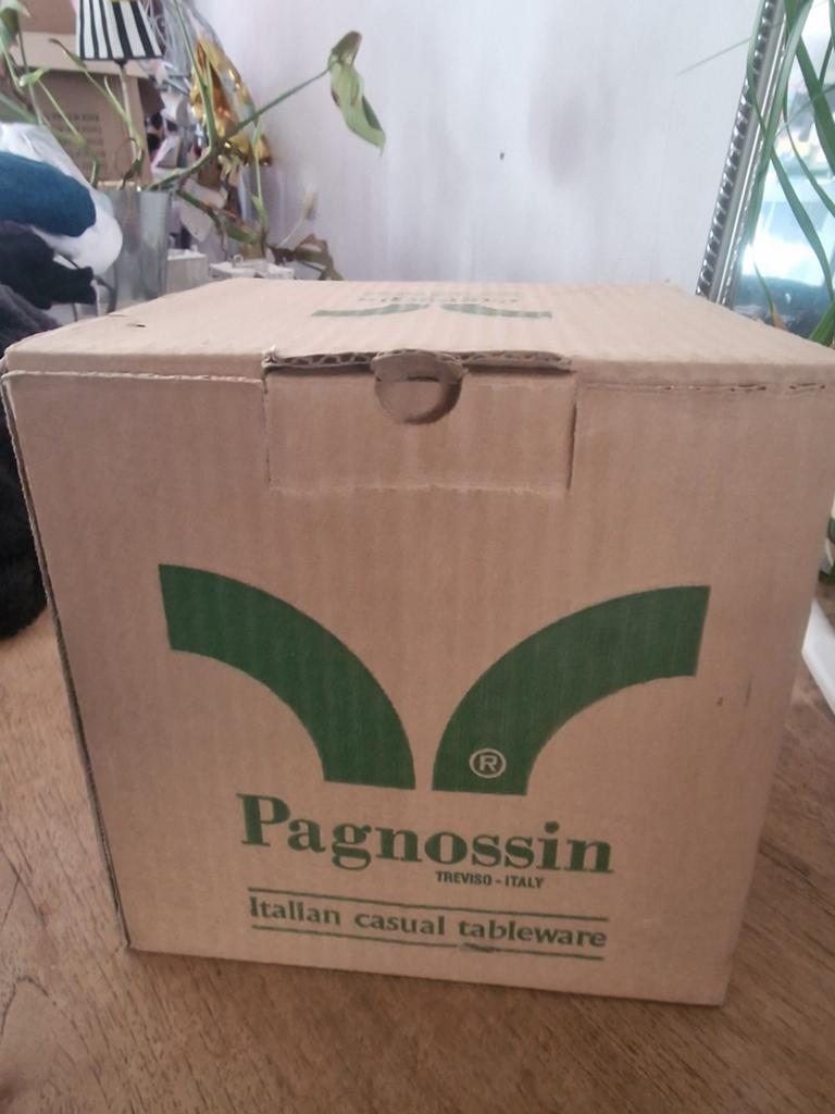 Vintage Pagnossin "Breakfast for 2" Ontbijtset met doos, Huis en Inrichting, Keuken | Servies, Zo goed als nieuw, Compleet servies