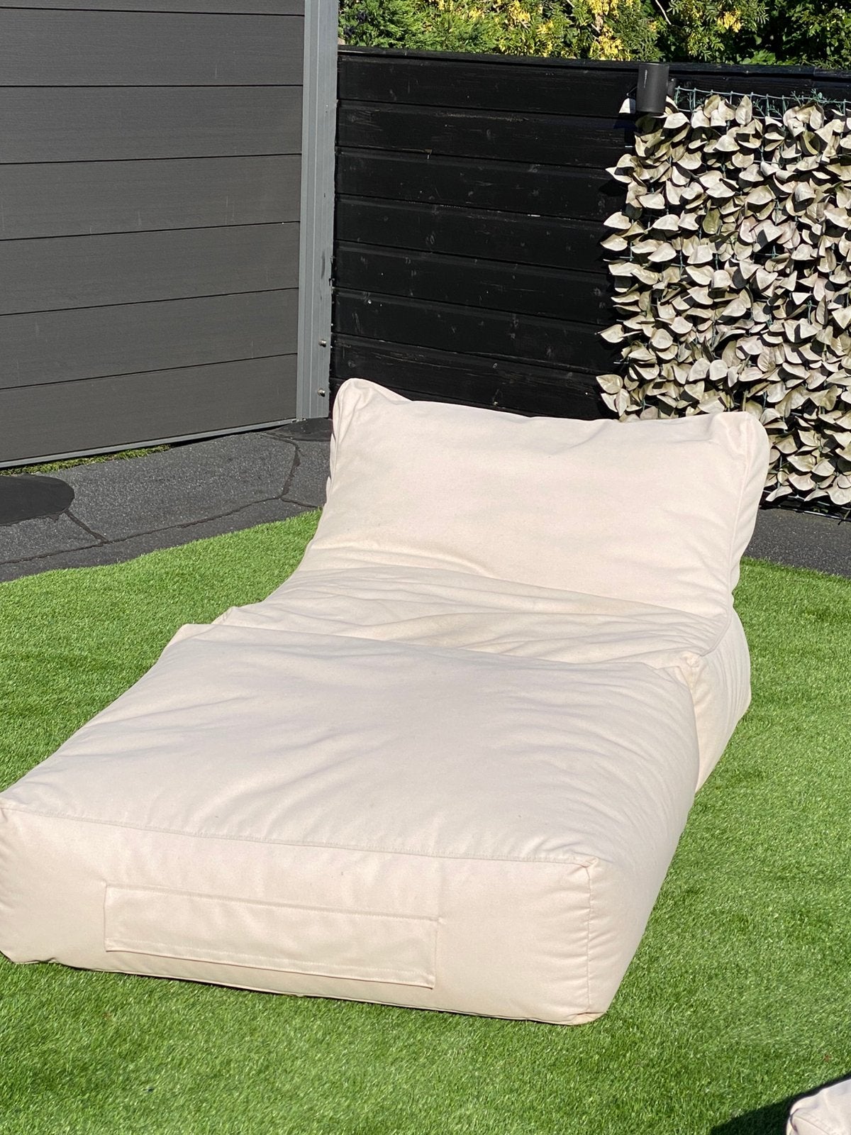 Ligbed outbag beige, Tuin en Terras, Ophalen, Gebruikt, Overige materialen, Inklapbaar