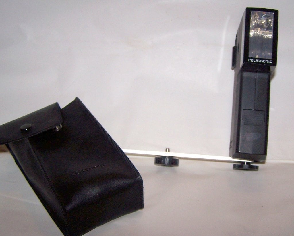 Polaroid Polatronic 8400 met bracket. Izgs., Overige merken, Voor analoge fotografie, Ophalen of Verzenden, Zo goed als nieuw