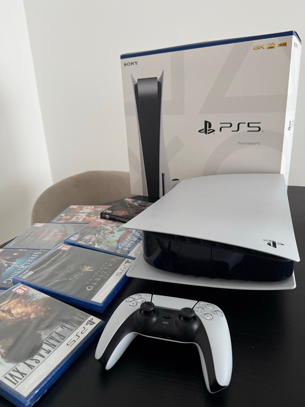 Playstation 5 Disc Edition + Controller + 8 games, Ophalen of Verzenden, Zo goed als nieuw, Playstation 5
