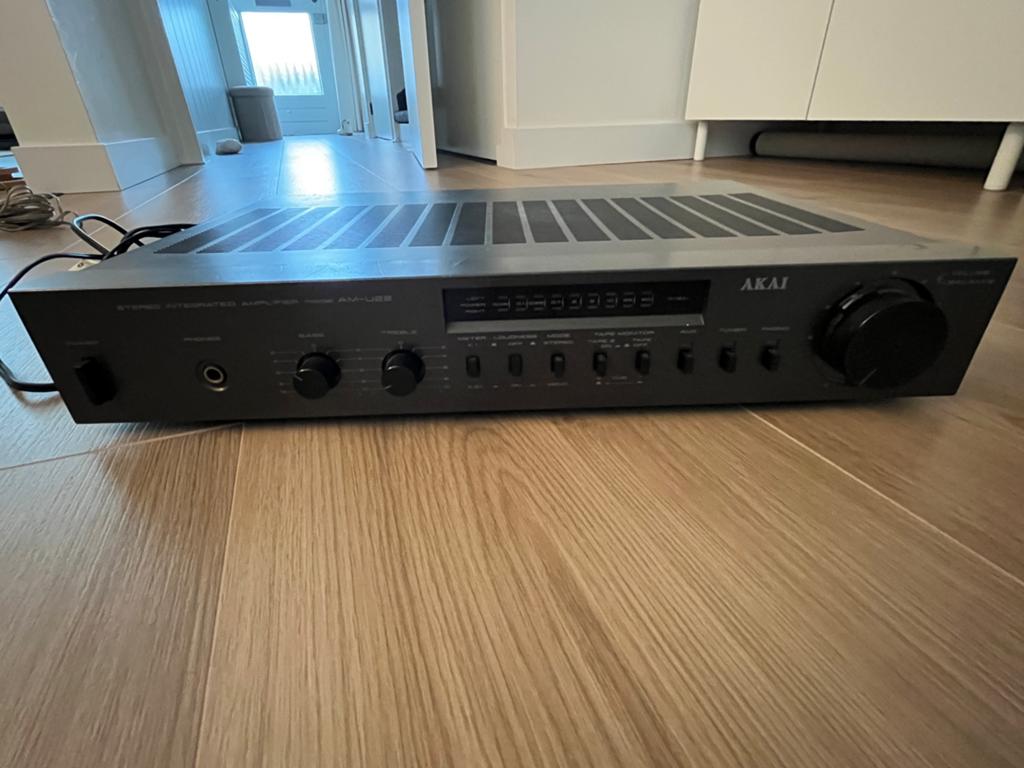 Akai AM-U22 versterker, Ophalen, Gebruikt, Minder dan 60 watt, Overige merken