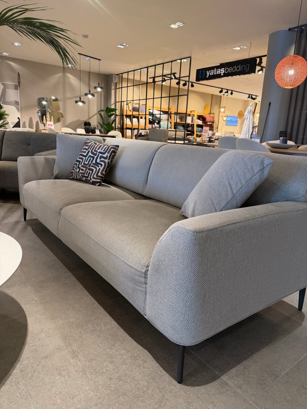 Berta 3-zits bank met lounge- en slaapfunctie - Showroommode, Ophalen, Driepersoons, 75 tot 100 cm, Zo goed als nieuw