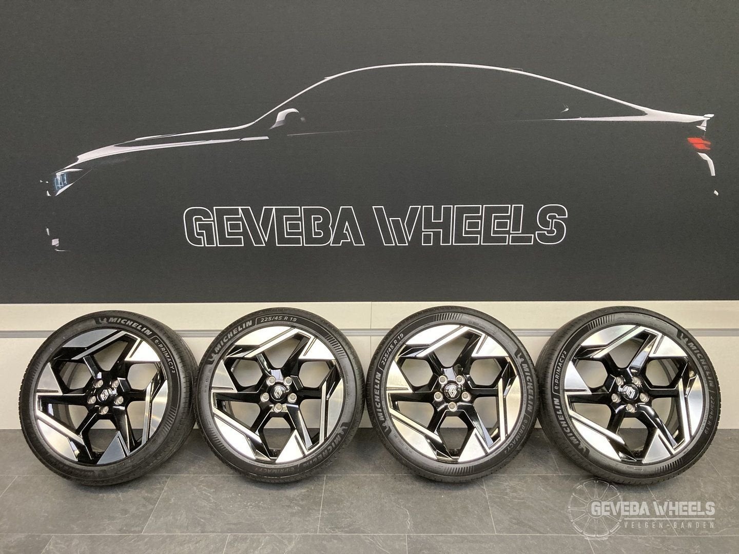 19” originele Renault Symbioz Arkana Captur velgen + banden, 19 inch, Gebruikt, -, -
