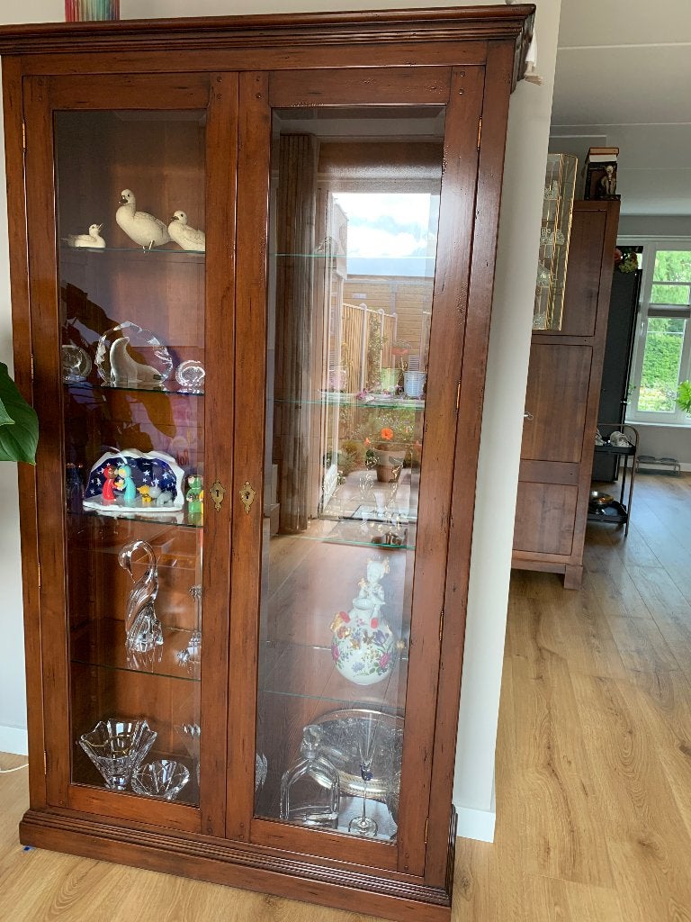 Vitrine kast, Ophalen, Met plank(en), Gebruikt, 50 tot 100 cm