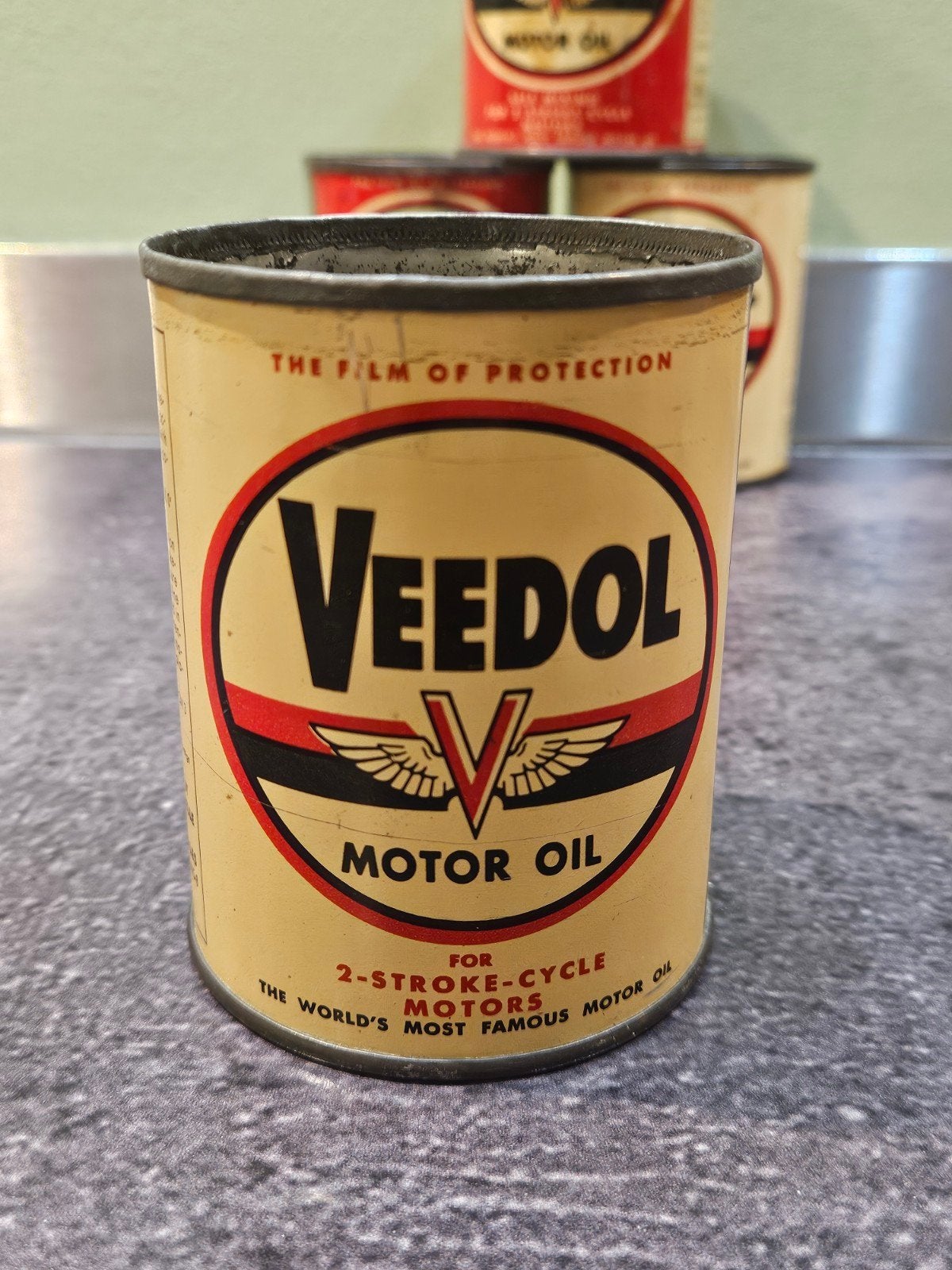 Veedol olieblik 2-takt tweetakt motor oil, Ophalen of Verzenden, Gebruikt, Overige