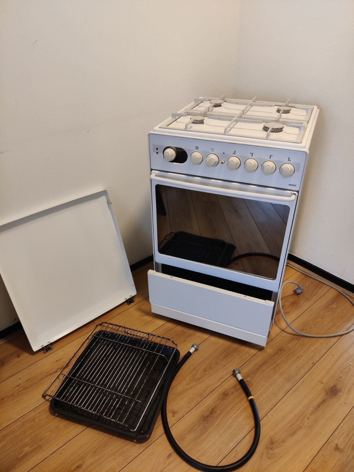 Oven + gasfornuis combinatie, Ophalen, Gebruikt, Hete lucht, 45 tot 60 cm