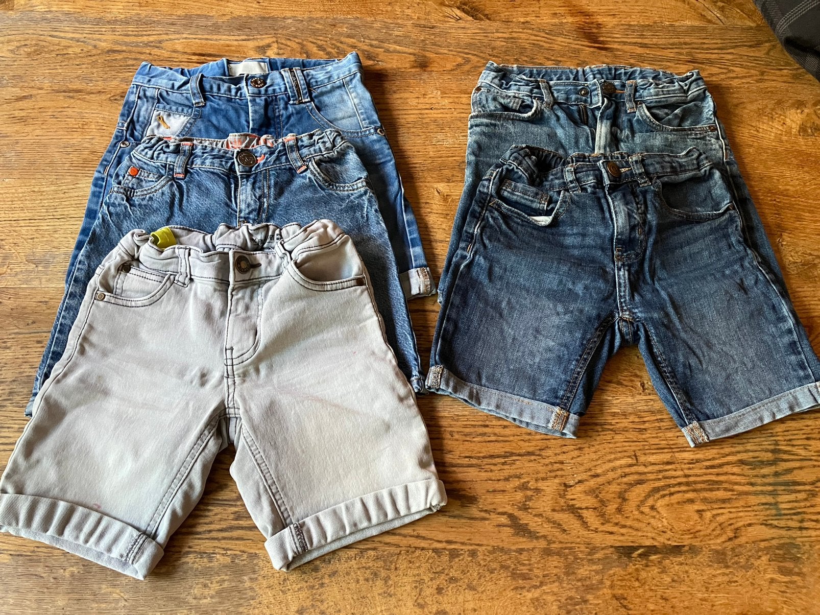 5 korte broeken spijkerbroeken jongen maat 110-116, Ophalen of Verzenden, Zo goed als nieuw, Jongen, Broek