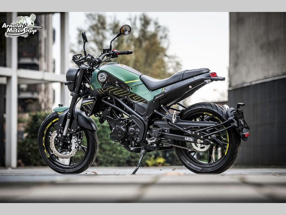 BENELLI LEONCINO 125 (nieuw! Nog in het wit en groen), Bedrijf, Onbekend, 125 cc, BENELLI