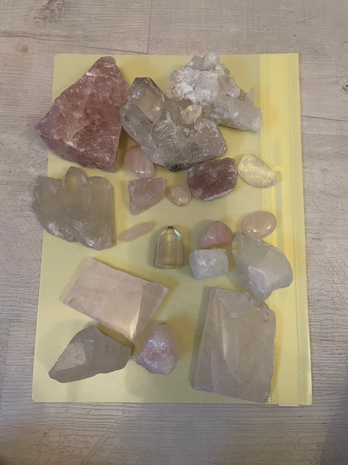 1,7 kilo aan roze quarts en bergkristal, Verzamelen, Ophalen of Verzenden