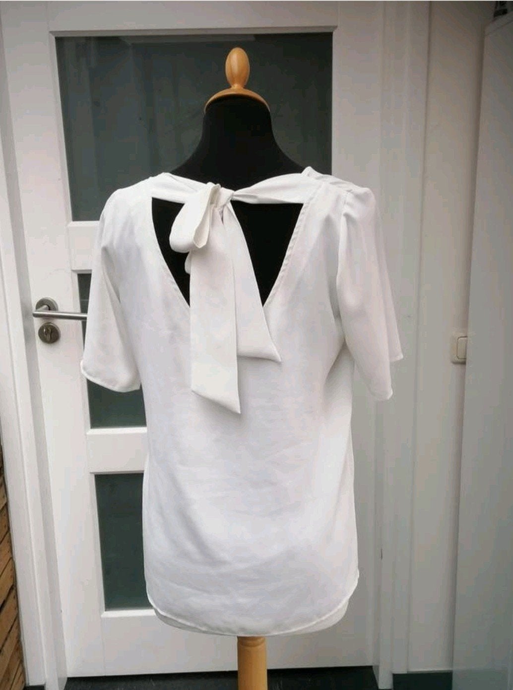 Woman by Earn blouse shirt glim mt 36 crème met strik, Beige, Ophalen of Verzenden, Zo goed als nieuw, Korte mouw