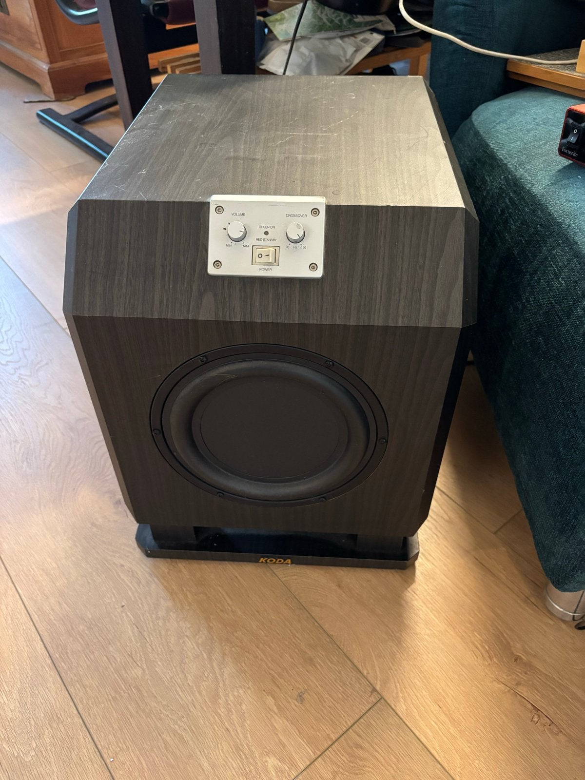 Koda SW-10A Subwoofer - Krachtige Bass voor Thuisbioscoop, Audio, Tv en Foto, Luidsprekers, Gebruikt, Subwoofer, Basreflex, Minder dan 60 watt