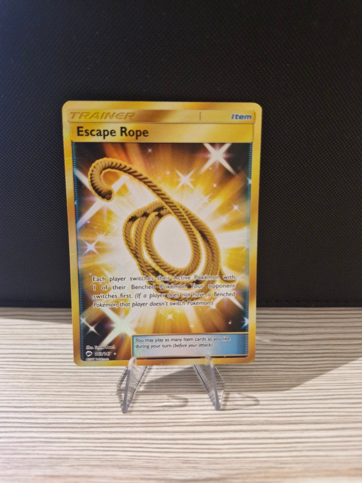 Pokemon TCG: Escape Rope (Full Art Gold) - Sun & Moon, Ophalen of Verzenden, Zo goed als nieuw, Losse kaart, Foil