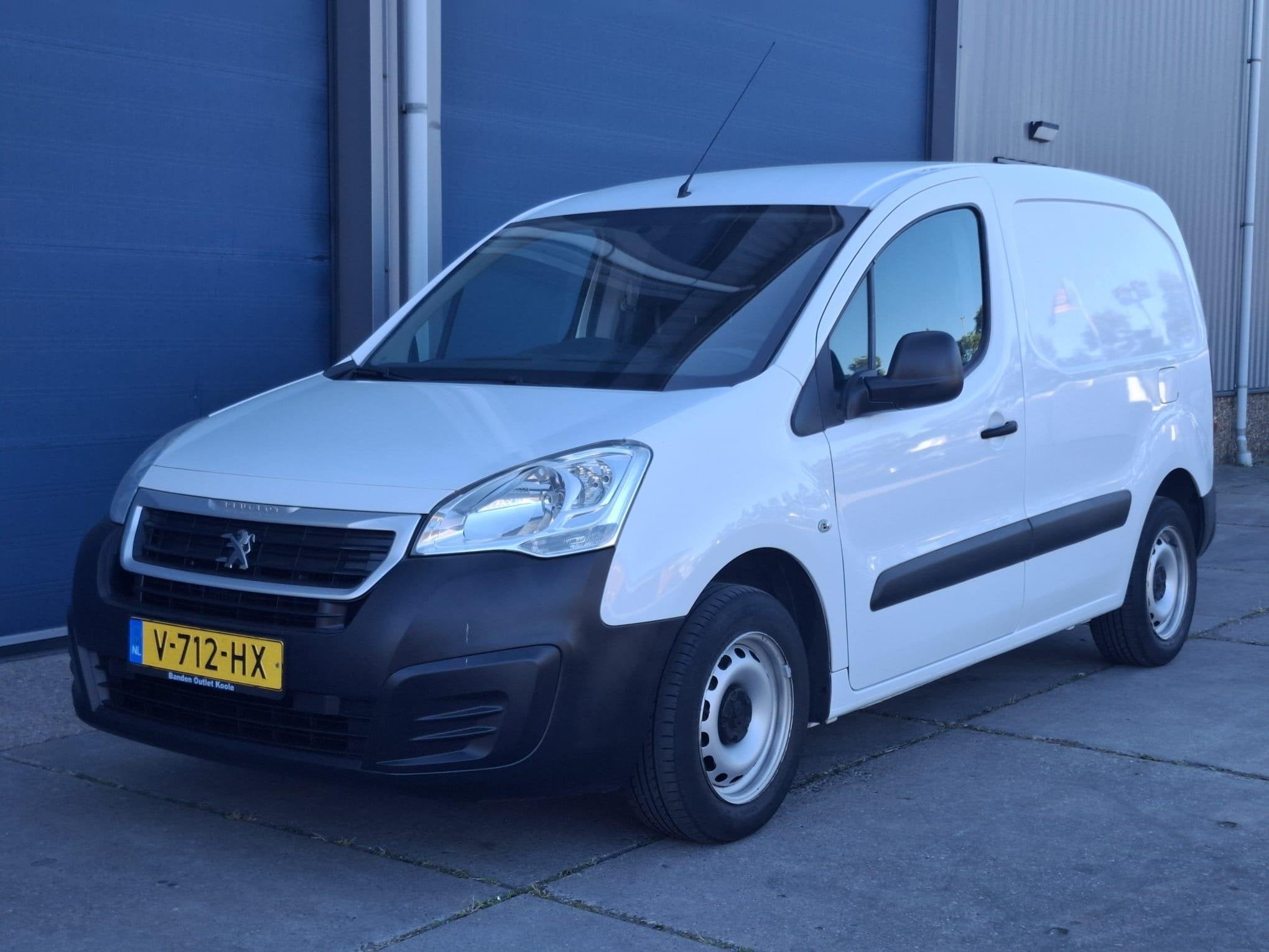 Peugeot Partner 120 1.6 BlueHDi 75 L1 XR AIRCO / DEALER ONDE, Voorwielaandrijving, Stof, 4 cilinders, Origineel Nederlands