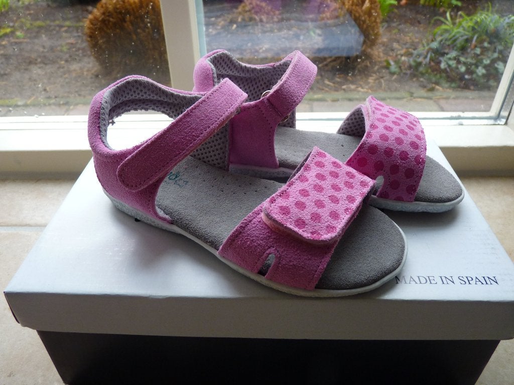 Lamino roze leren sandalen klittenband maat 27 NIEUW in doos, Meisje, Schoenen, Nieuw, Ophalen of Verzenden
