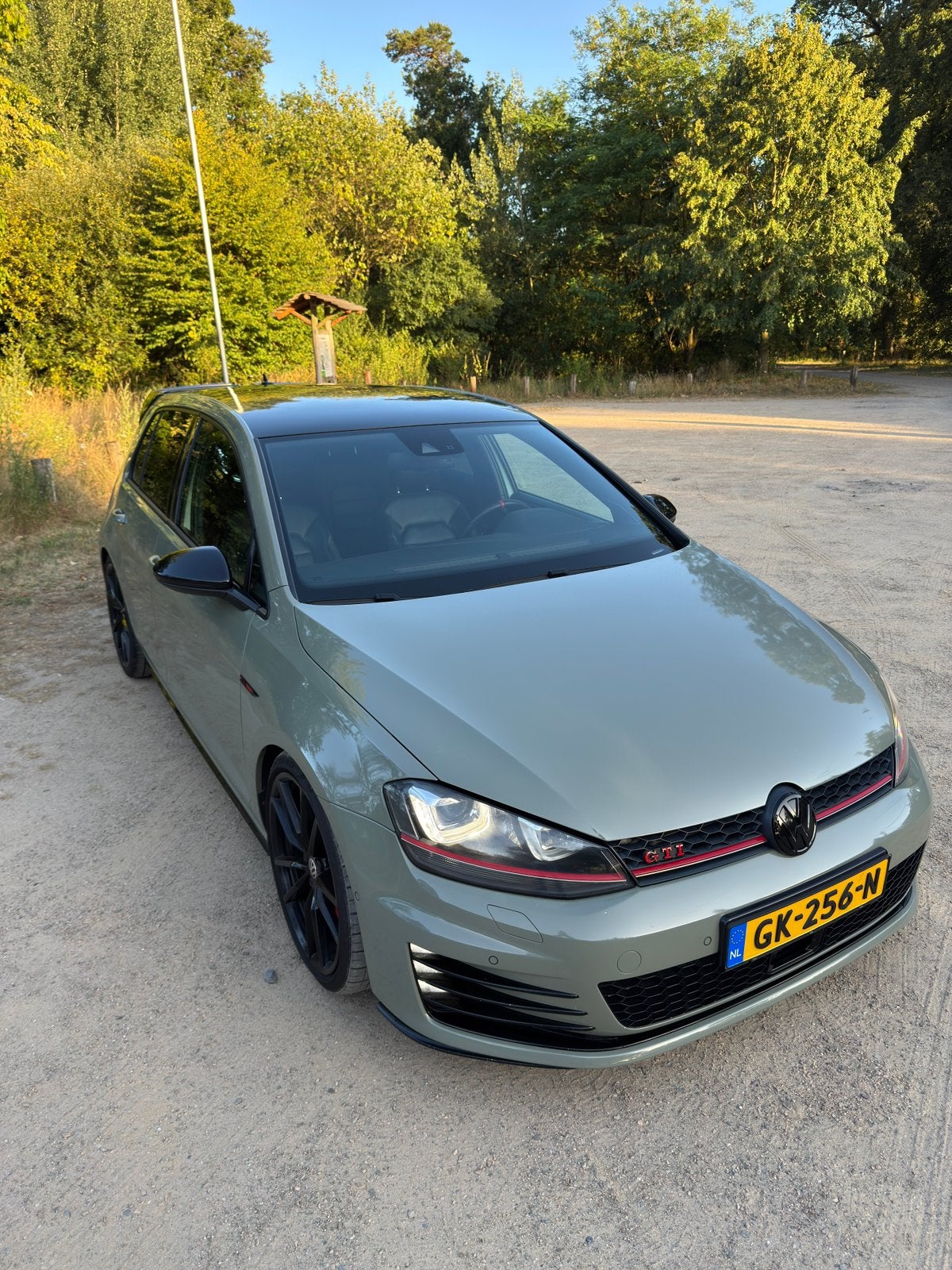 Volkswagen Golf 7 GTI, custom khaki green, Auto's, Volkswagen, Particulier, Ophalen