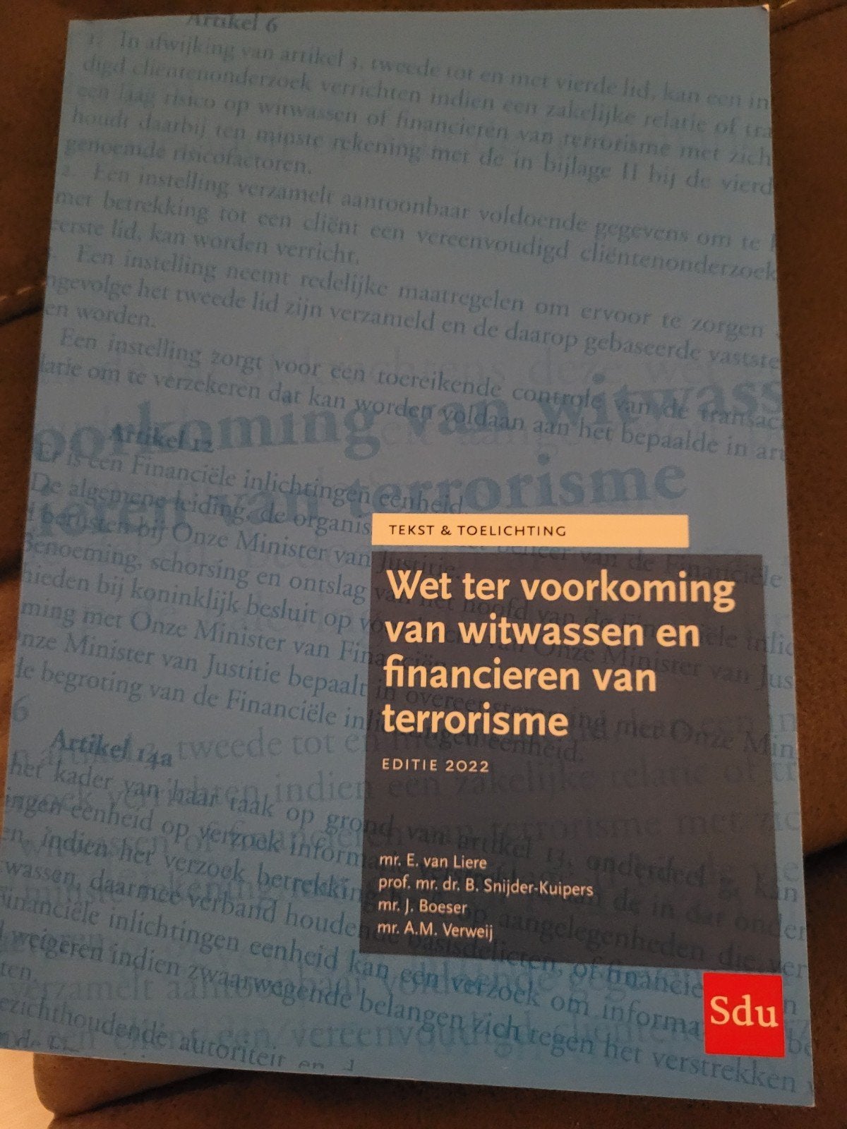 Wwft: Wet ter voorkoming van witwassen en financieren v, Boeken, Studieboeken en Cursussen, Zo goed als nieuw, Ophalen of Verzenden