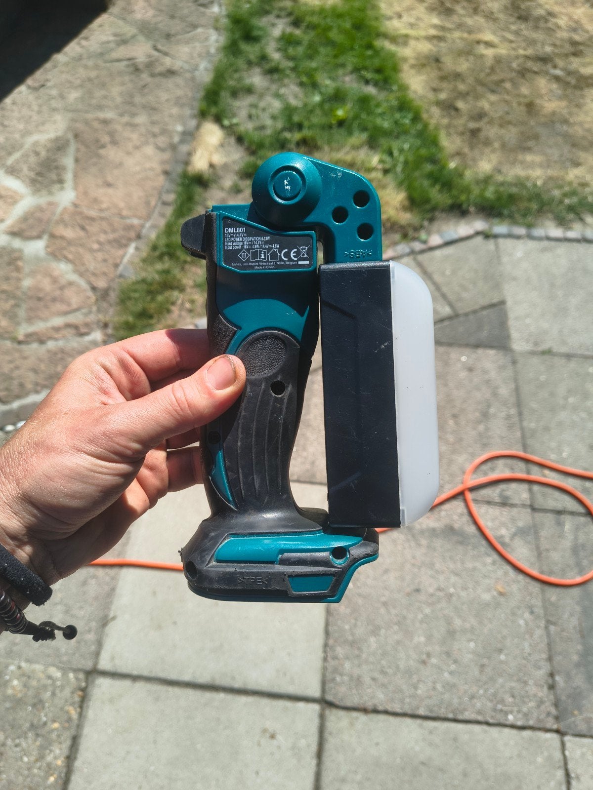Makita DML801 LED Bouwlamp Accu Werkspot (excl. accu), Ophalen, Gebruikt, Minder dan 50 watt, Lamp met armatuur