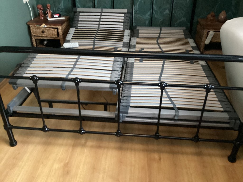 Bed met elektrische lattenbodem, Ophalen, Zwart, Tweepersoons, 200 cm