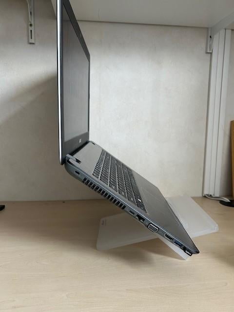 Laptop standaard, Computers en Software, Ophalen of Verzenden, Zo goed als nieuw, Onbekend