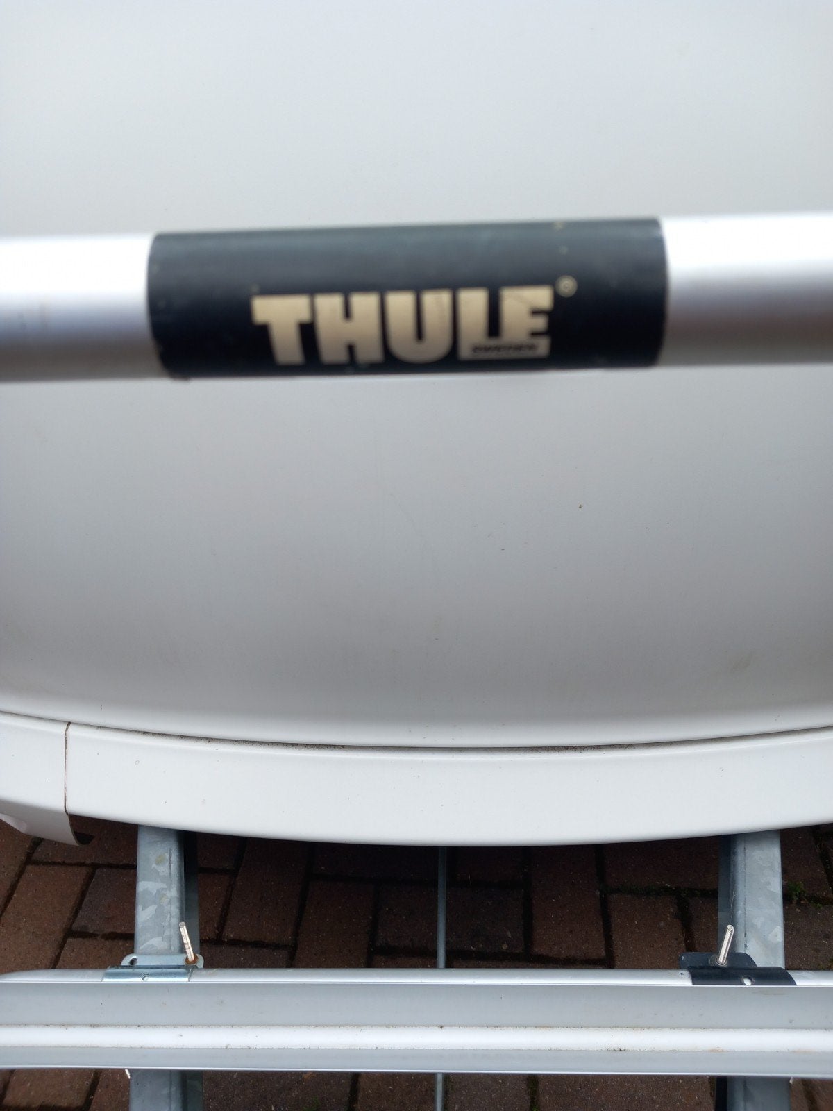 Fietsdrager op dissel., Ophalen
