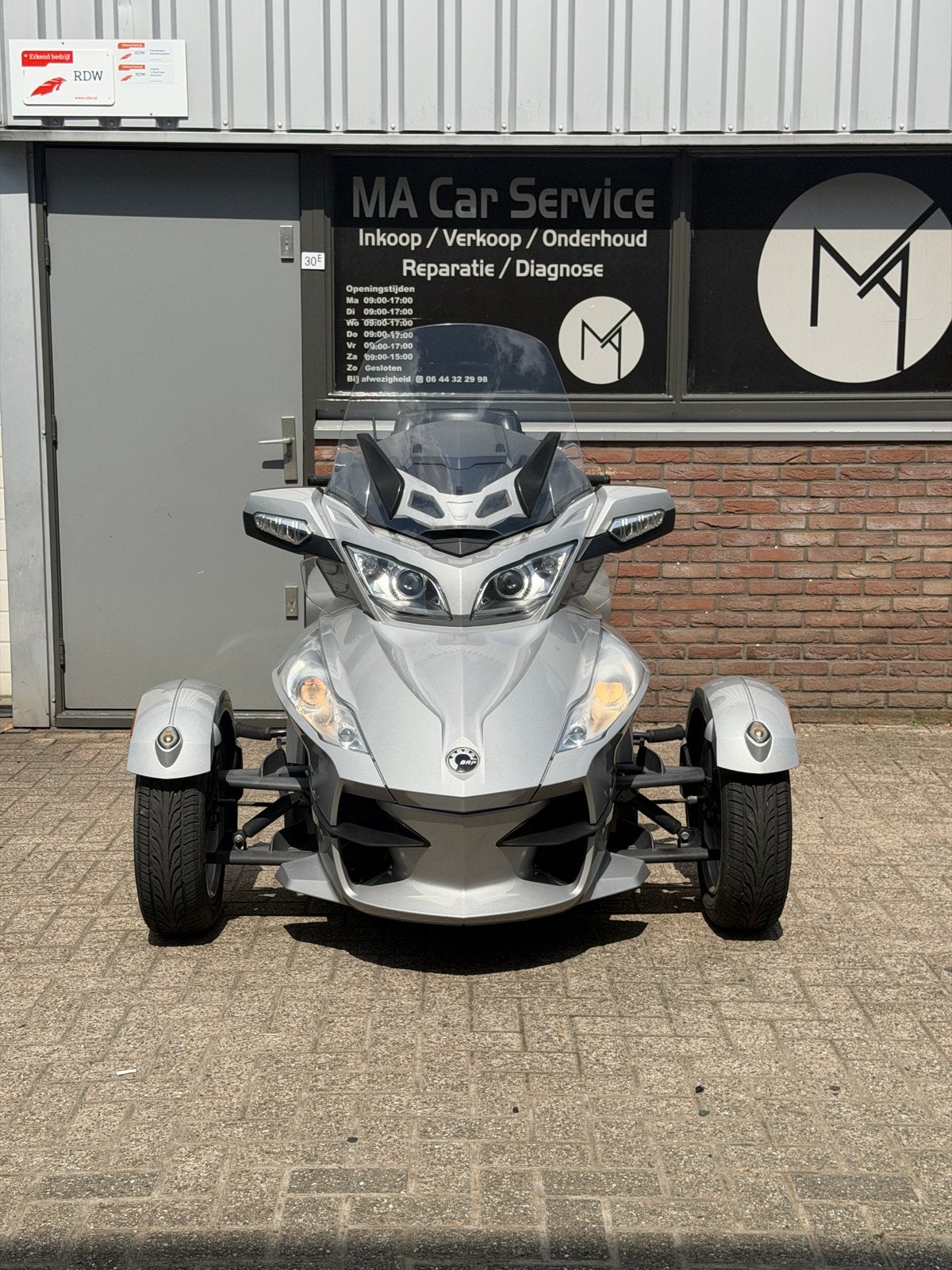 Can-Am Spyder RT Limited - Luxe Tourer met Akrapovic Uitlaat, 4761 RM, 3 cilinders, Can Am spyder, Macarservice@outlook.com