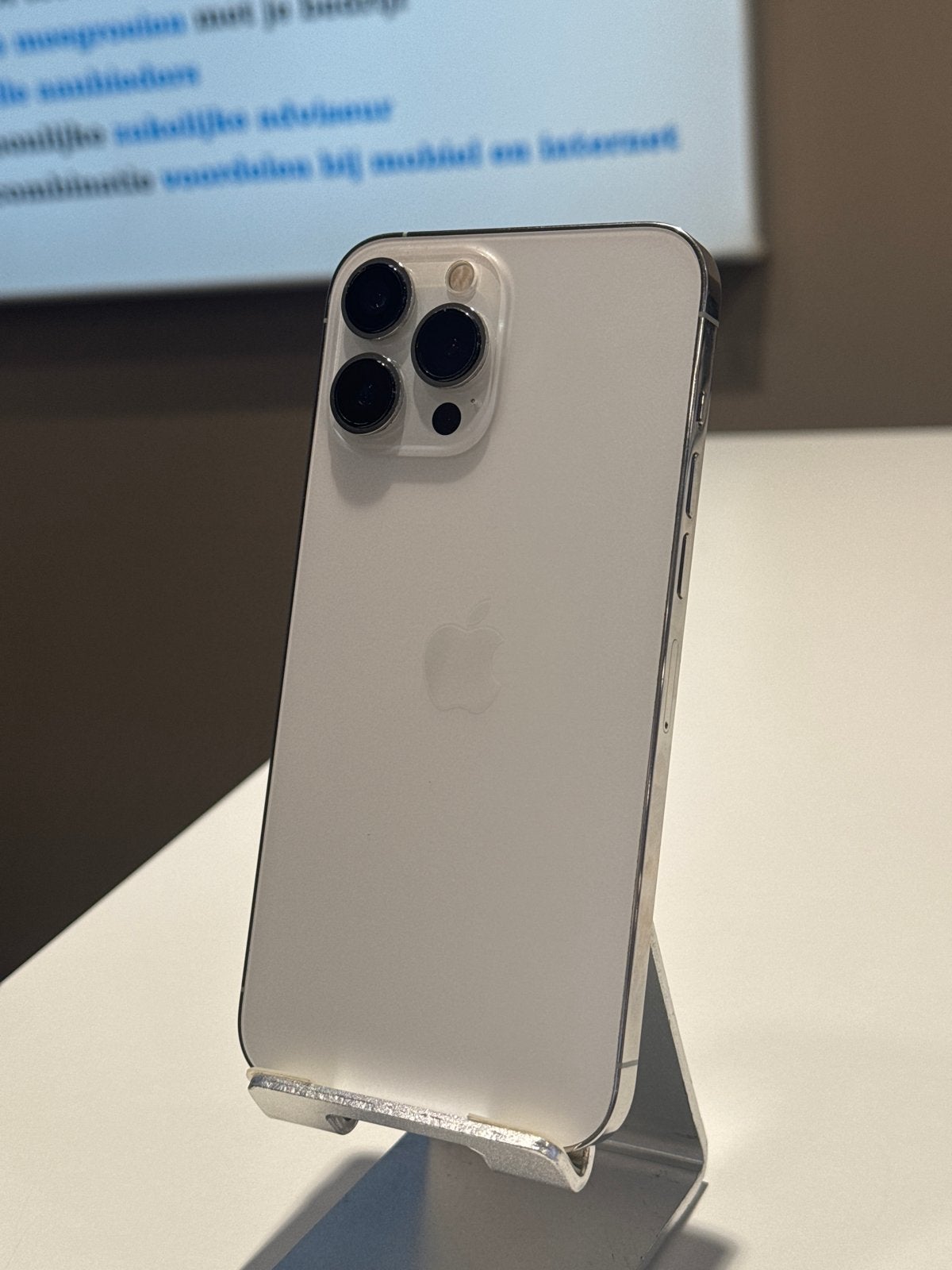 iPhone 13 Pro Max 128GB Wit - 100% Batterijconditie, Telecommunicatie, Ophalen of Verzenden, Zo goed als nieuw