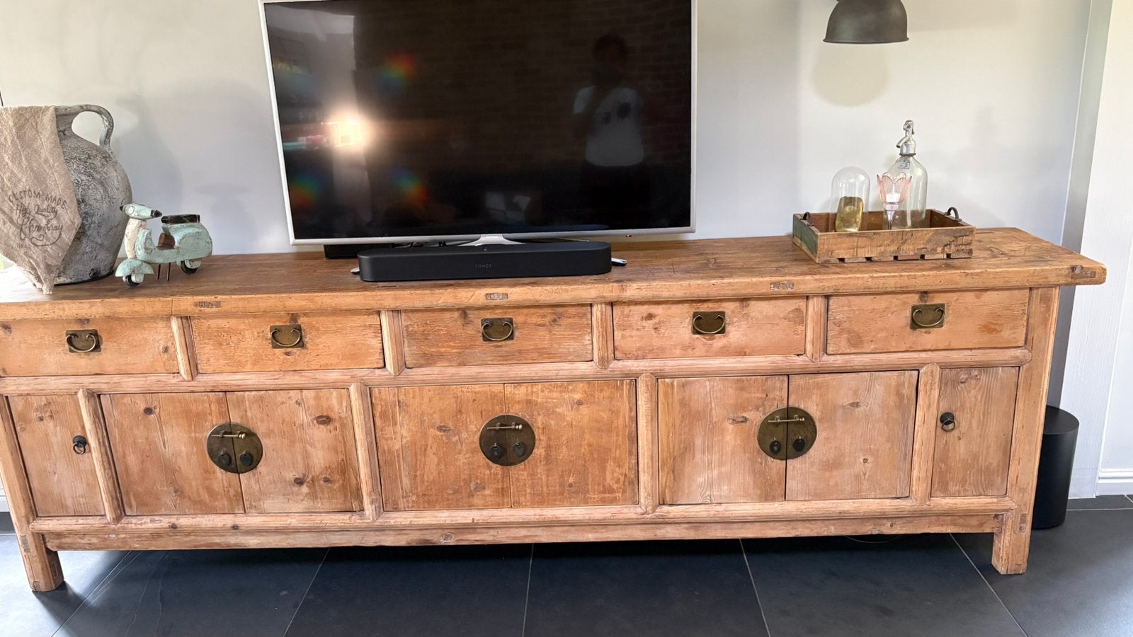 Royale buffetkast / TV kast, Ophalen, Stoer & sober, Met lade(s), Zo goed als nieuw