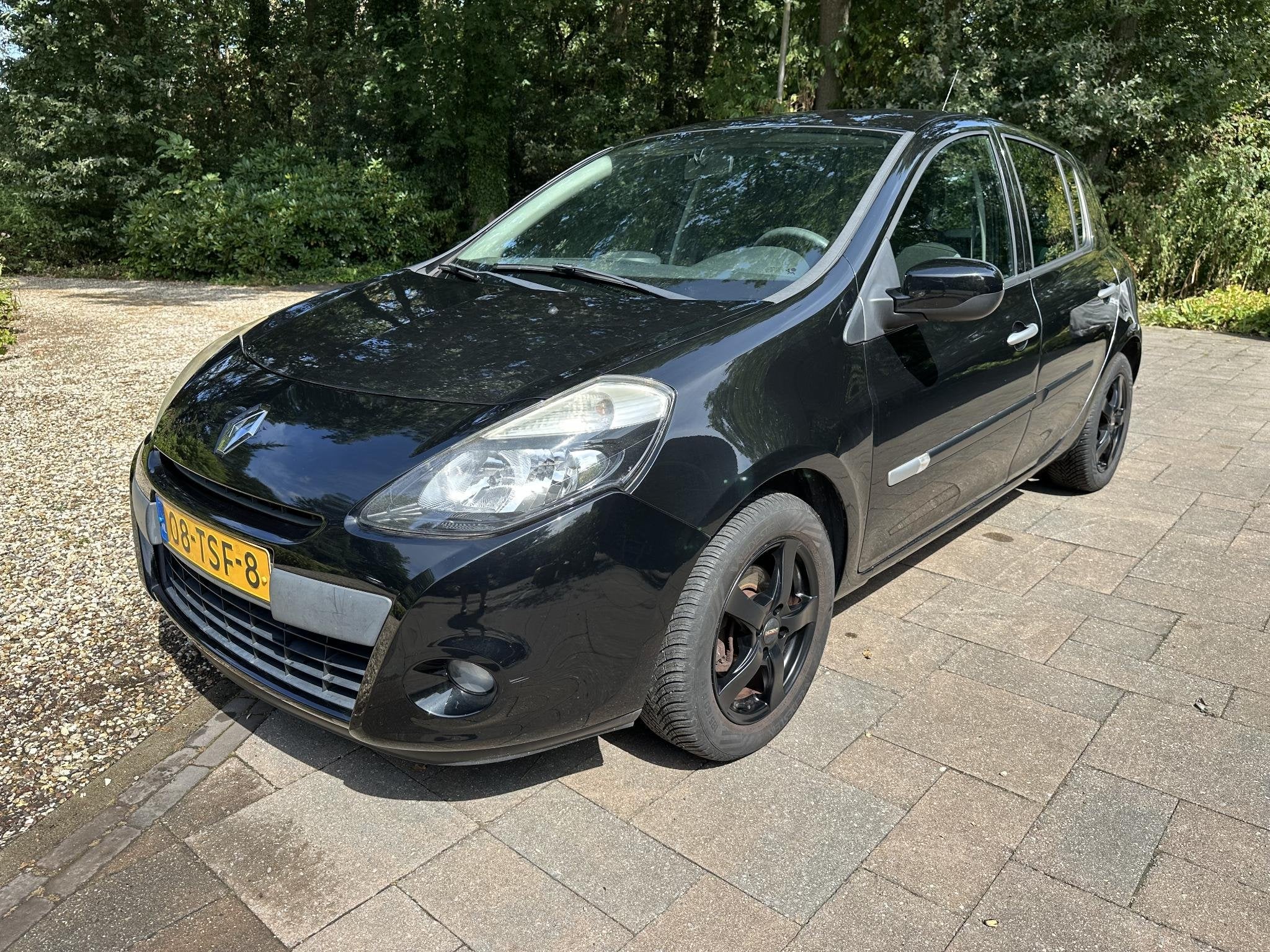 Renault Clio 1.2 Authentique Airco trekhaak allweatherbanden, Voorwielaandrijving, Euro 5, Stof, Gebruikt