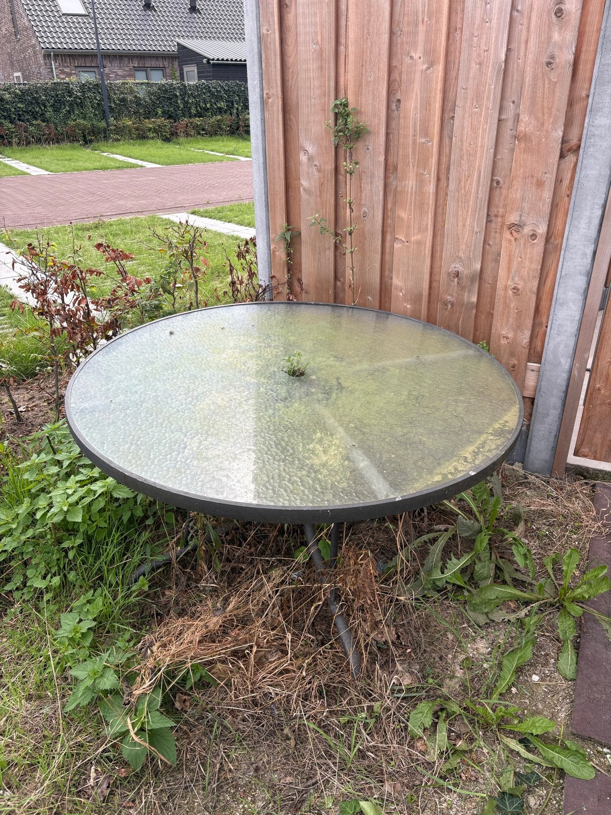 Ronde tuintafel met glazen blad, Ophalen, Gebruikt, Rond, Metaal